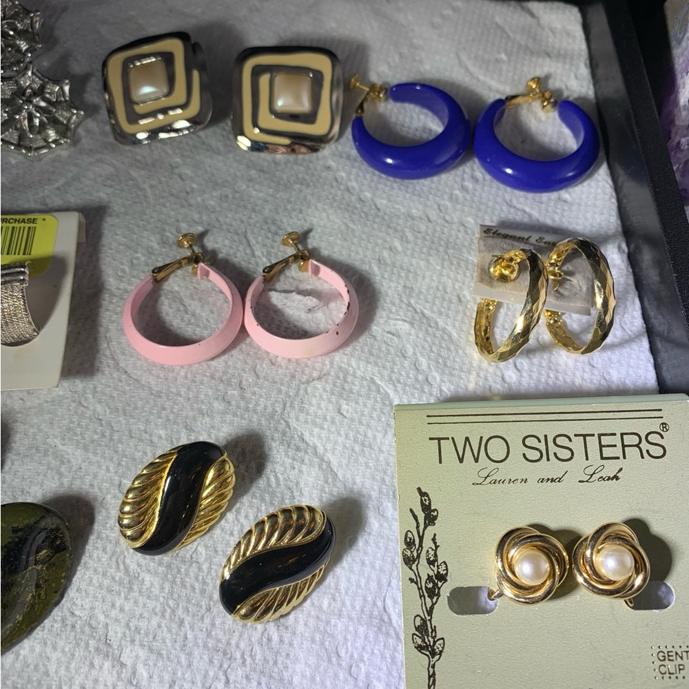LOT OF 12 CLIP ON EARRINGS VINTAGE TO NOW